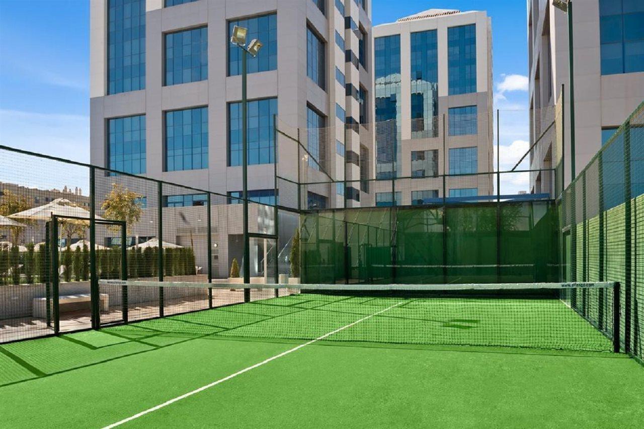 Hilton Garden Inn Sevilla Екстер'єр фото