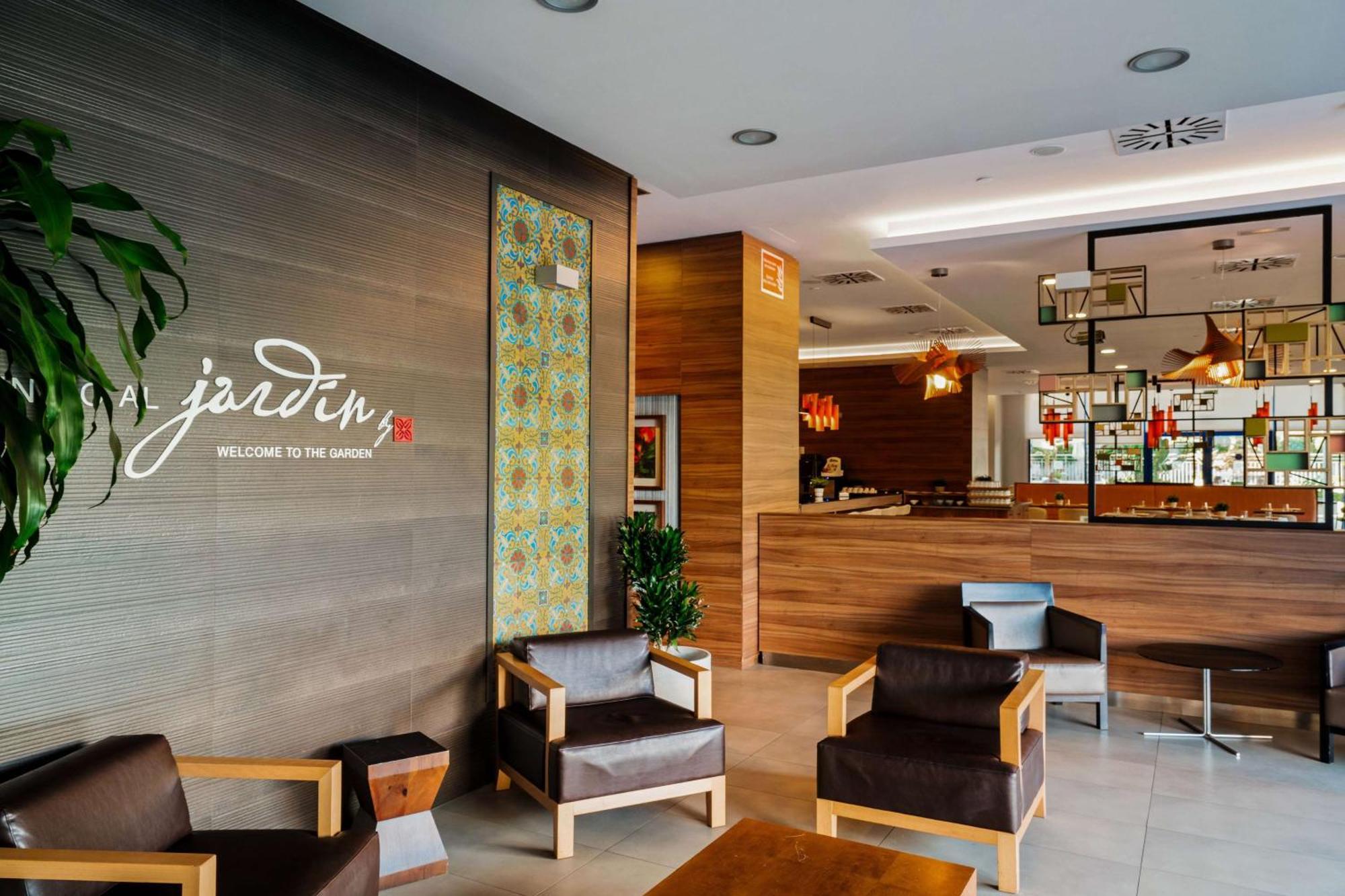 Hilton Garden Inn Sevilla Екстер'єр фото